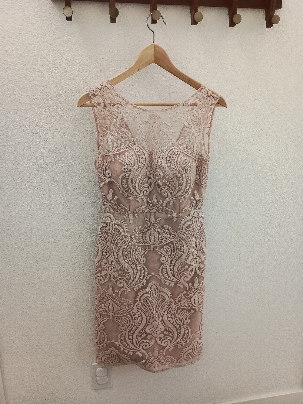 BHLDN x Jenny Yoo Harper Sequin & Vienna Lace Dress - Champagne / Size 2